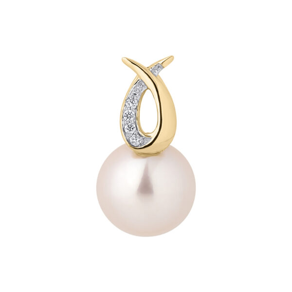 Gold Diamond Pearl Pendant
