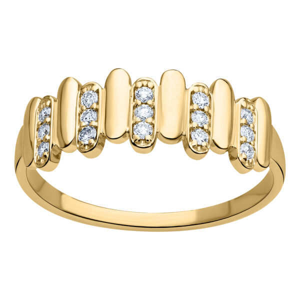 Gold diamond Ring